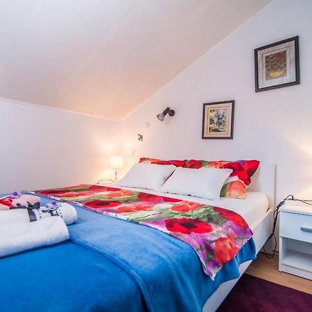 Apartment Vesna Rovigno Esterno foto